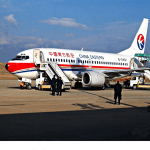 东极航空邮寄航空快运业稳步发展的原因是什么？